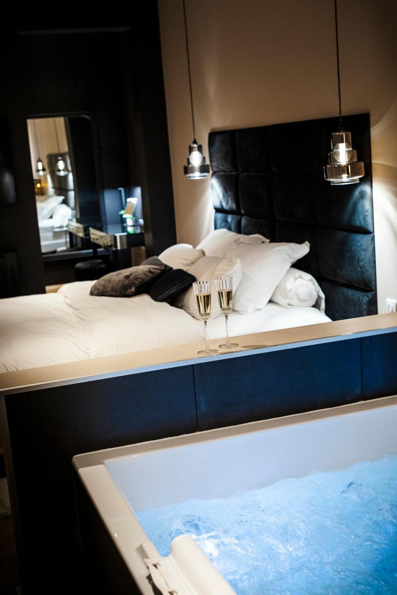Hedone Suite De Luxe Et Spa Privatif 南锡 外观 照片