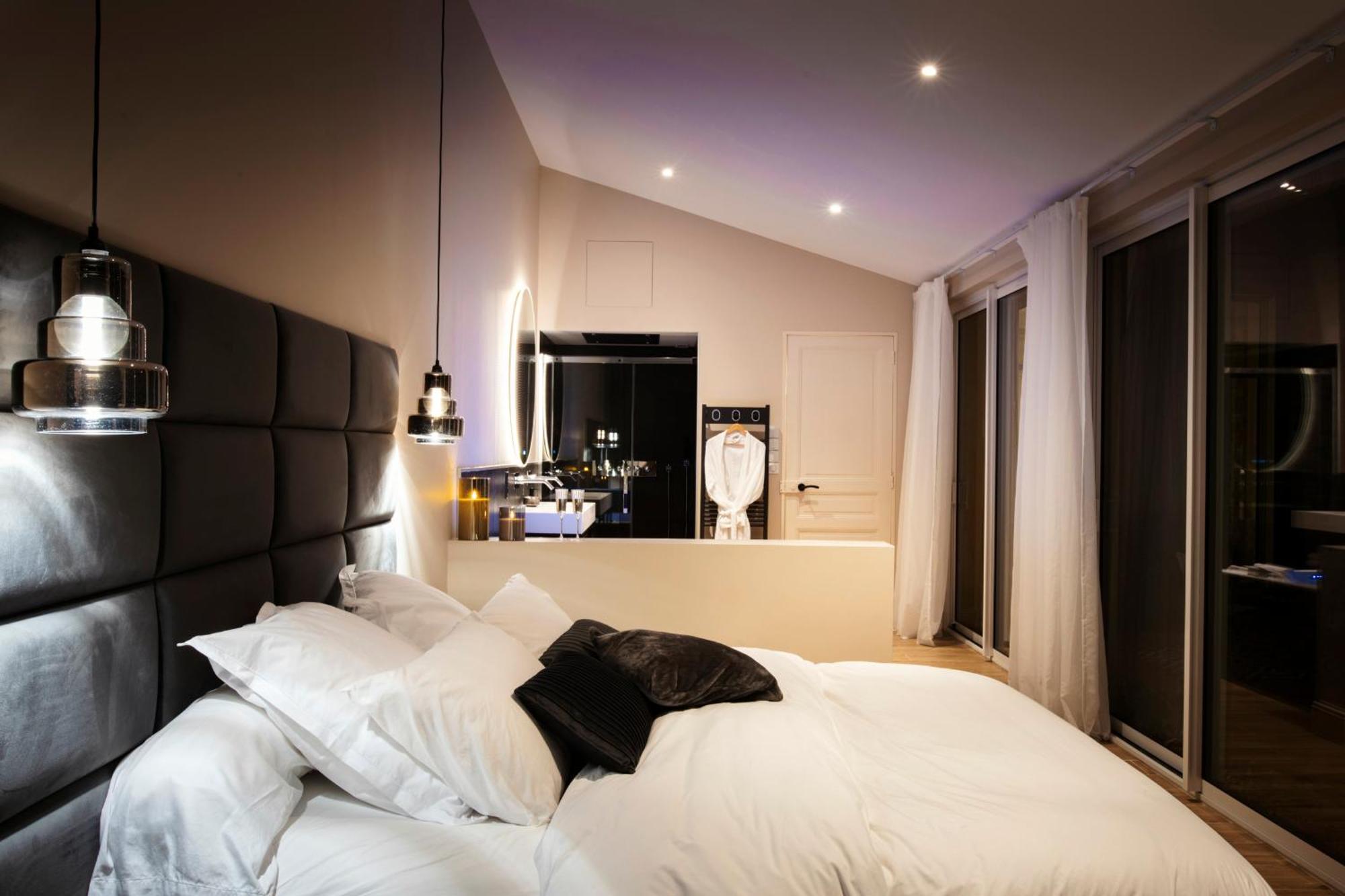 Hedone Suite De Luxe Et Spa Privatif 南锡 外观 照片